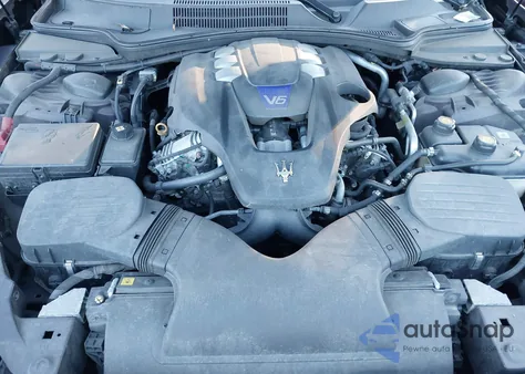 2017 Maserati Ghibli S Q4 z USA, uszkodzony, nr VIN ZAM57RTLXH1229976